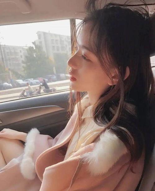 吃瓜女网红头像图片高清