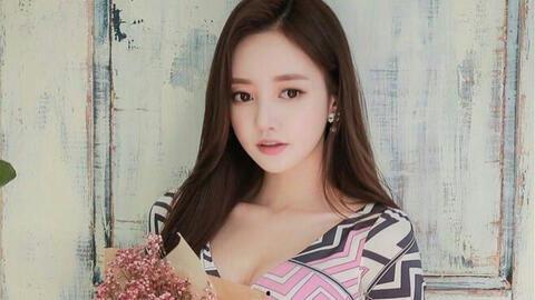 吃瓜美女网红图片高清,高清网红吃瓜瞬间，惊艳眼球